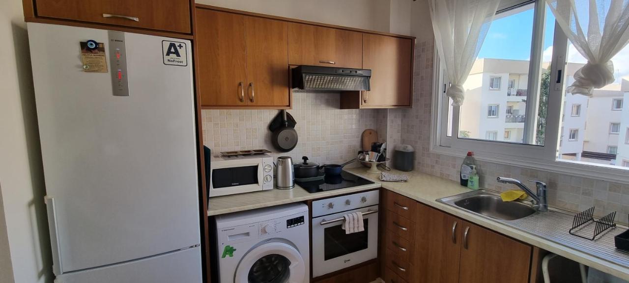 Ancient - Cozy Place Next To The Sea, Marina, Historical Sites, Buses, Mall, And Market Apartment